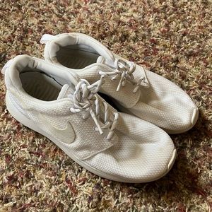 Nike Roshes